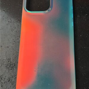 Flaunt Iridescent Square  iPhone 16 promax case